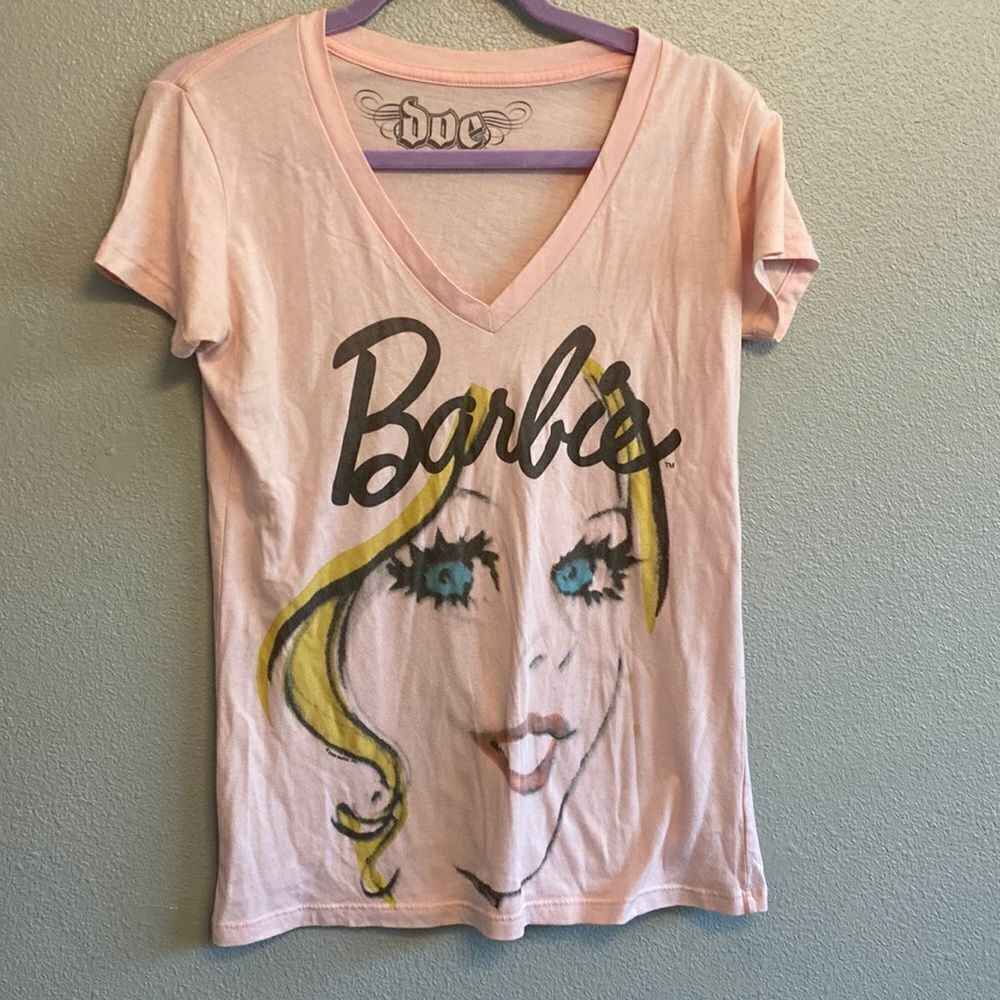 DOE- Barbie pop art graphic tee- Size Medium